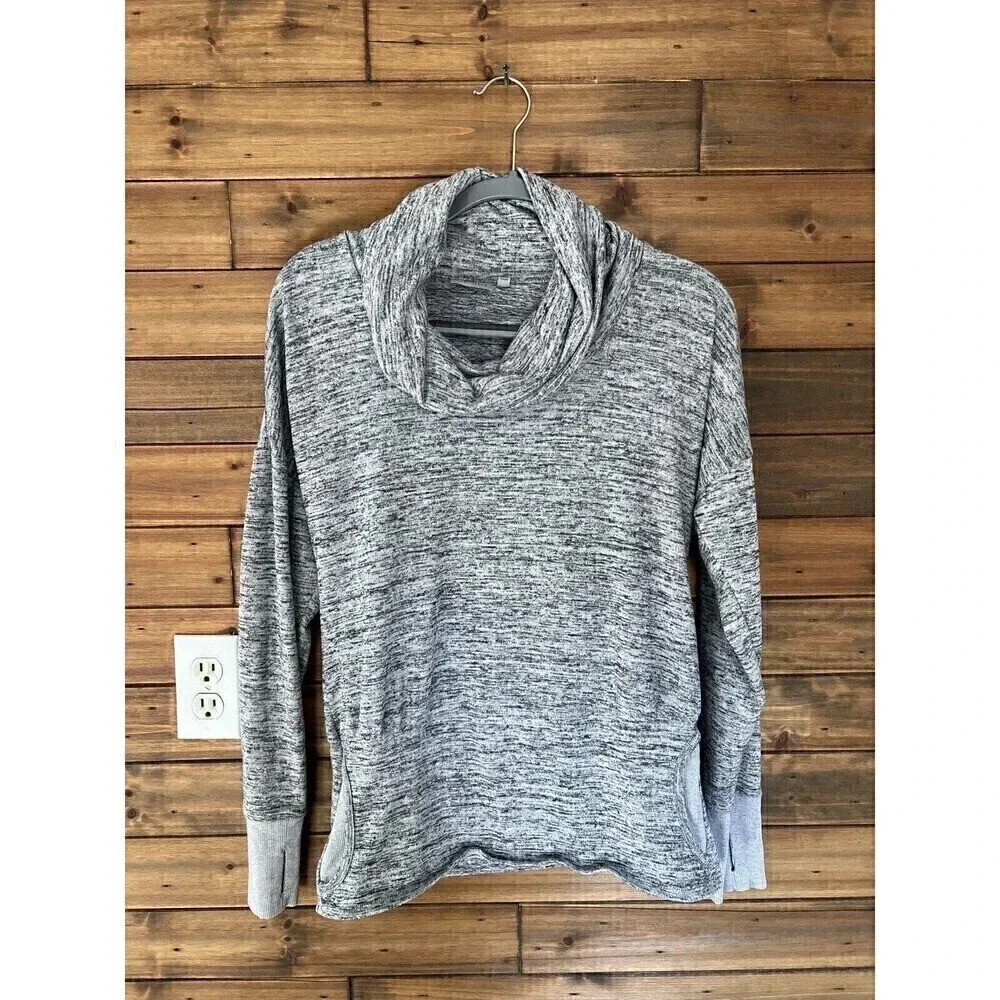 Athleta womans pullover Sweater size Small color Gray